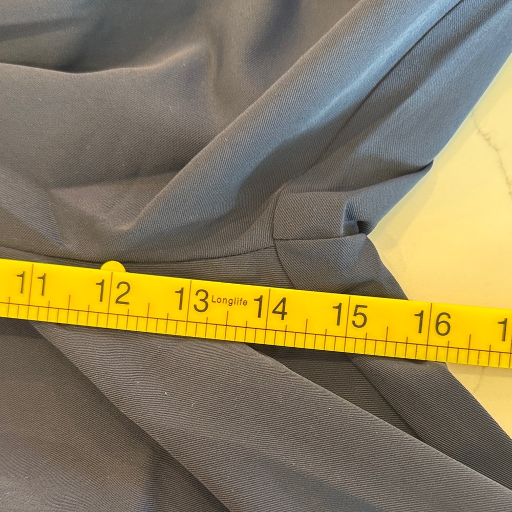 HALARA NWT Flex Pleated button closure with zippe… - image 9